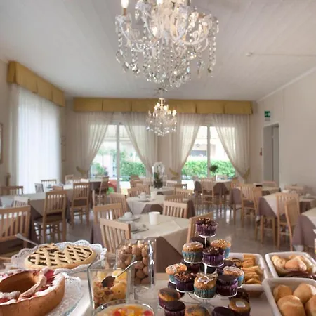 Hotel Perazzini Rimini